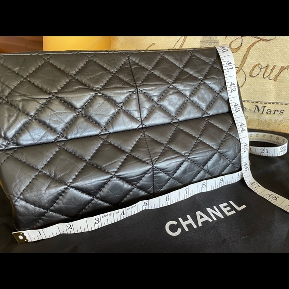 Chanel Reissue 2.55 black Flap Bag in silver hardware, aged Calfskin/ - Picture 17 of 17